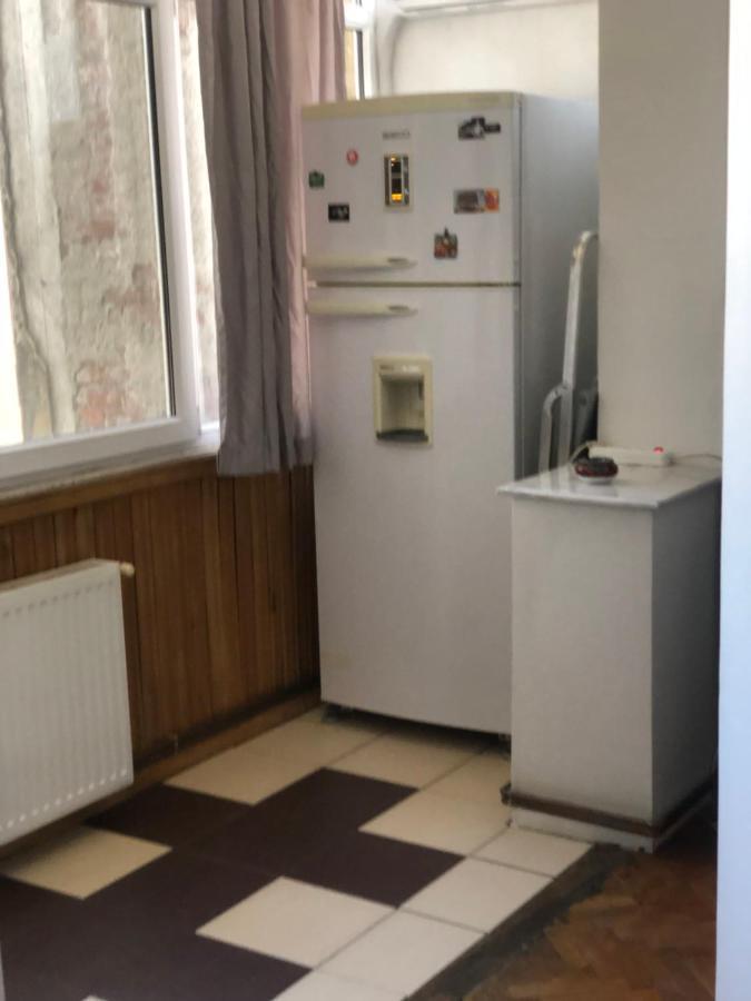 Lovely 1 Bedroom Apartment Close To Old Town Bukarest Eksteriør billede