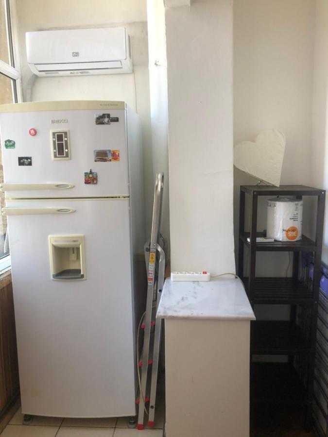 Lovely 1 Bedroom Apartment Close To Old Town Bukarest Eksteriør billede