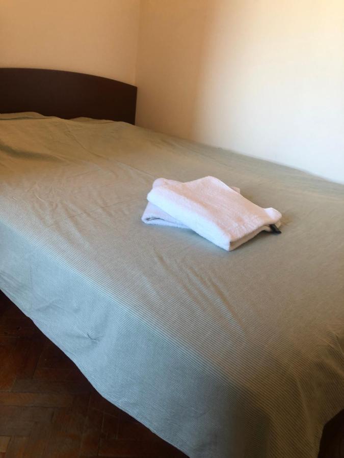 Lovely 1 Bedroom Apartment Close To Old Town Bukarest Eksteriør billede